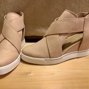 Maurice wedge shoes, tan, size 8 - Never worn
